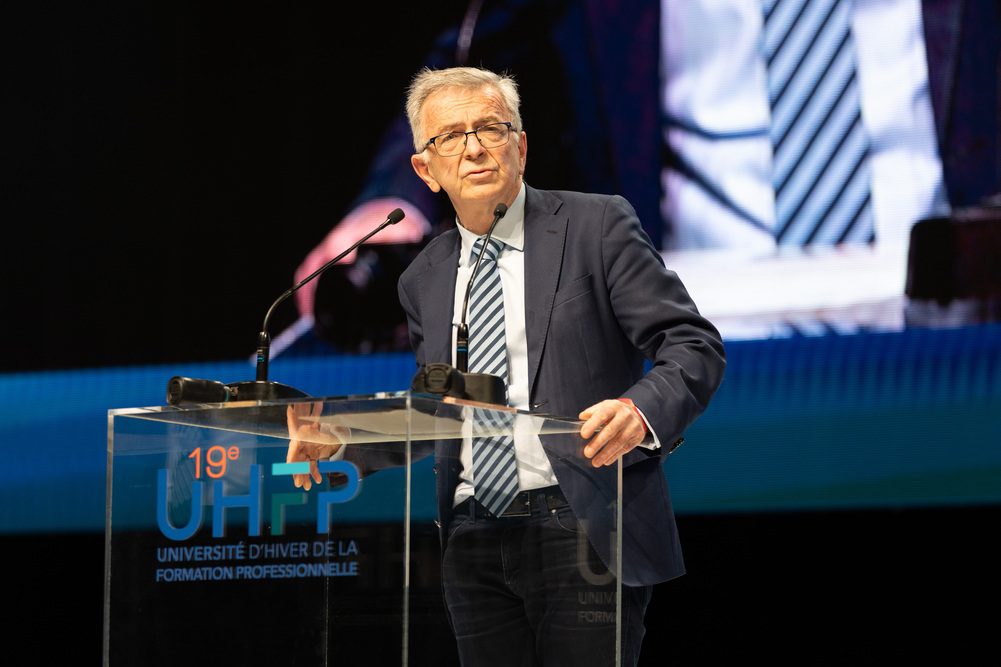 Le 22 janvier 2025, ouverture de la 19e UHFP. François Bonneau, président de la commission éducation, orientation, formation et emploi de Régions de France, et président de la Région Centre-Val de Loire.